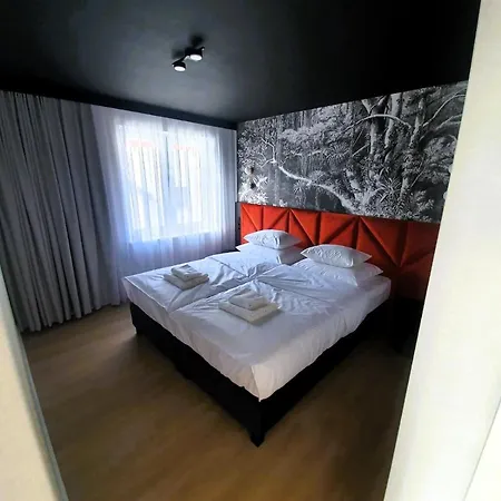 Anaberg Nocleg ze śniadaniem 3*